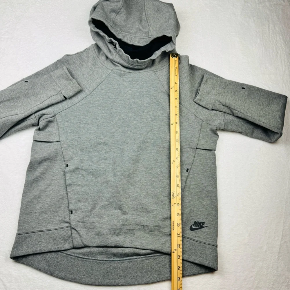 Nike Tech Women’s Fleece Funnel Hoodie. 
Gray /black. Size M . - Picture 3 of 8